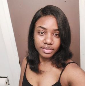 Meet your Posher, Darese